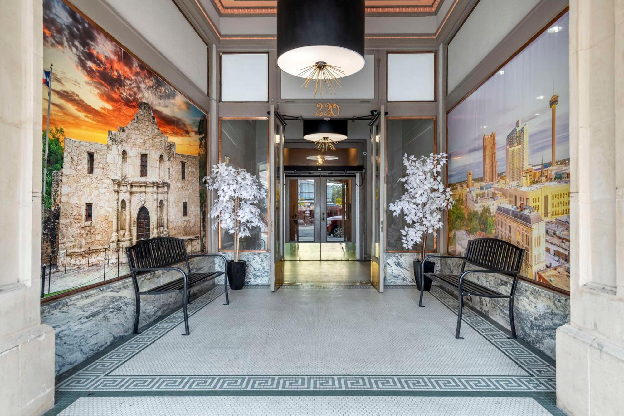 Hotel Western Premier Historic Travelers Alamo/riverwalk 3*